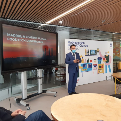 Angel Niño ha explicado a la delegación de Puerto Rico la labora que realiza Madrid Food Innovation Hub 
